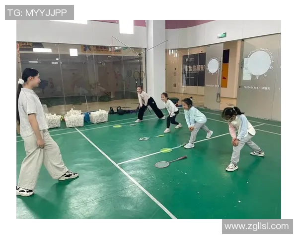 羽毛球新手必看：从力量训练到技巧提升的全面入门指南