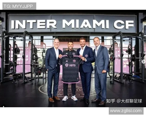 足球明星专访:揭秘他们背后的故事与职业生涯的心路历程 足球明星专访:揭秘他们背后的故事与职业生涯的心路历程