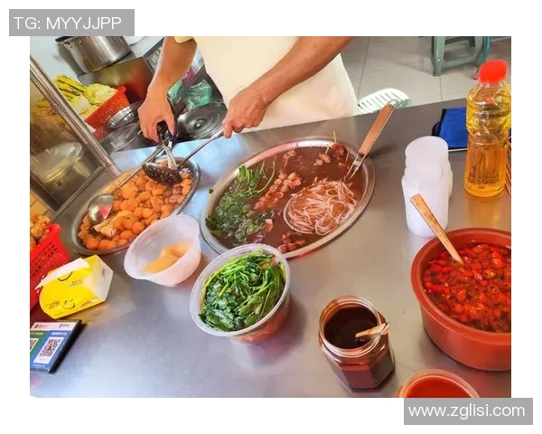 足球明星街头品尝美味小吃的趣味瞬间与生活点滴 足球明星街头品尝美味小吃的趣味瞬间与生活点滴